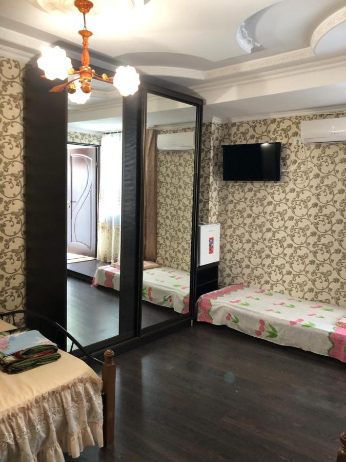 Nina Mini Hotel Gagry Exterior photo