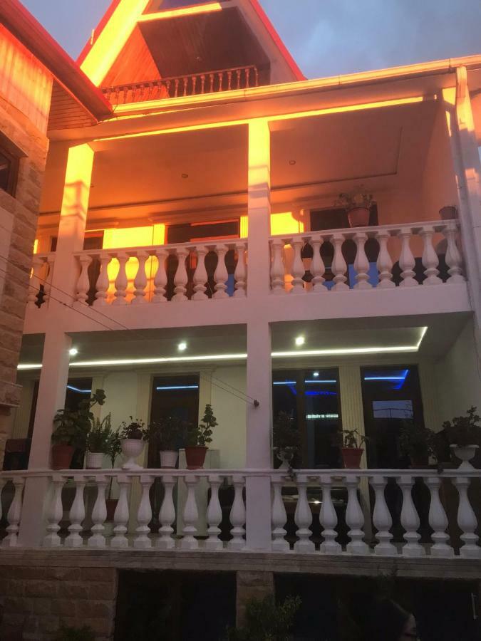 Nina Mini Hotel Gagry Exterior photo